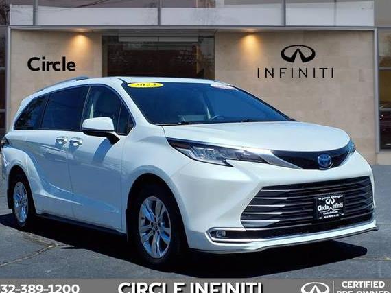 TOYOTA SIENNA 2023 5TDZSKFC6PS074657 image