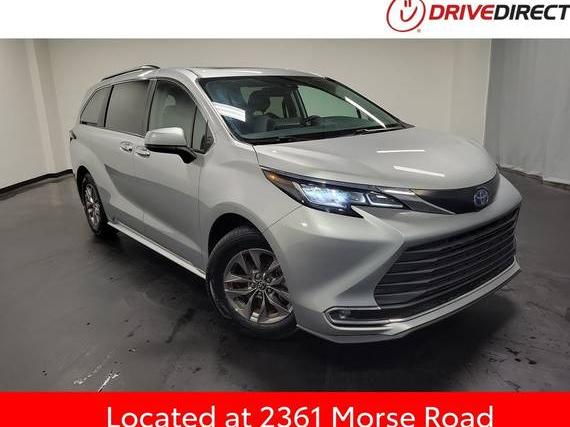 TOYOTA SIENNA 2023 5TDYRKEC3PS168486 image