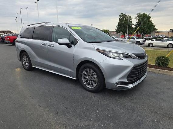 TOYOTA SIENNA 2023 5TDYRKEC5PS171695 image