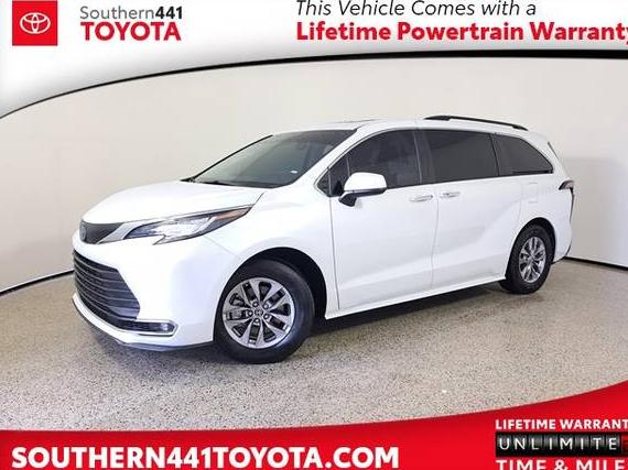 TOYOTA SIENNA 2023 5TDYRKEC1PS162637 image TOYOTA SIENNA 2023 5TDYRKEC1PS162637 image