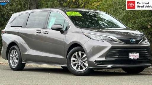 TOYOTA SIENNA 2023 5TDKRKEC8PS154041 image