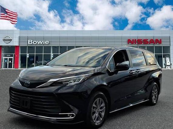 TOYOTA SIENNA 2023 5TDYRKEC5PS161037 image