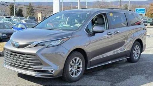 TOYOTA SIENNA 2023 5TDYRKEC1PS164811 image