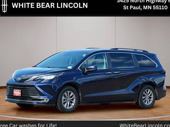 TOYOTA SIENNA 2023 5TDYSKFC2PS088809 image