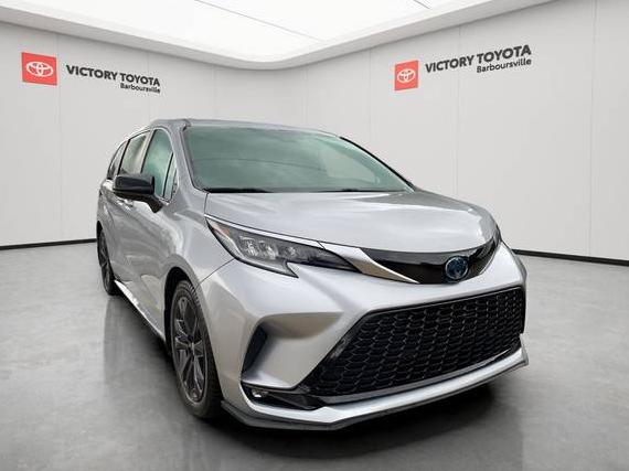 TOYOTA SIENNA 2023 5TDDRKEC5PS153213 image