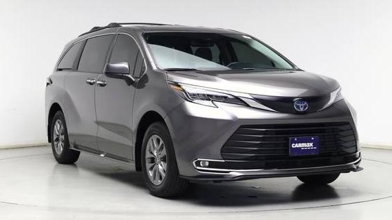 TOYOTA SIENNA 2023 5TDGRKEC1PS146580 image