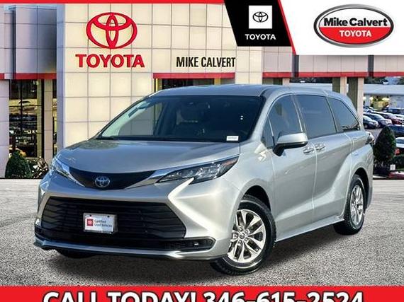 TOYOTA SIENNA 2023 5TDKRKEC6PS154944 image TOYOTA SIENNA 2023 5TDKRKEC6PS154944 image