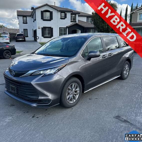 TOYOTA SIENNA 2023 5TDKRKECXPS164649 image TOYOTA SIENNA 2023 5TDKRKECXPS164649 image