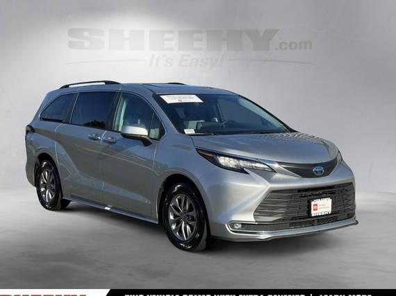 TOYOTA SIENNA 2023 5TDYRKEC3PS160078 image