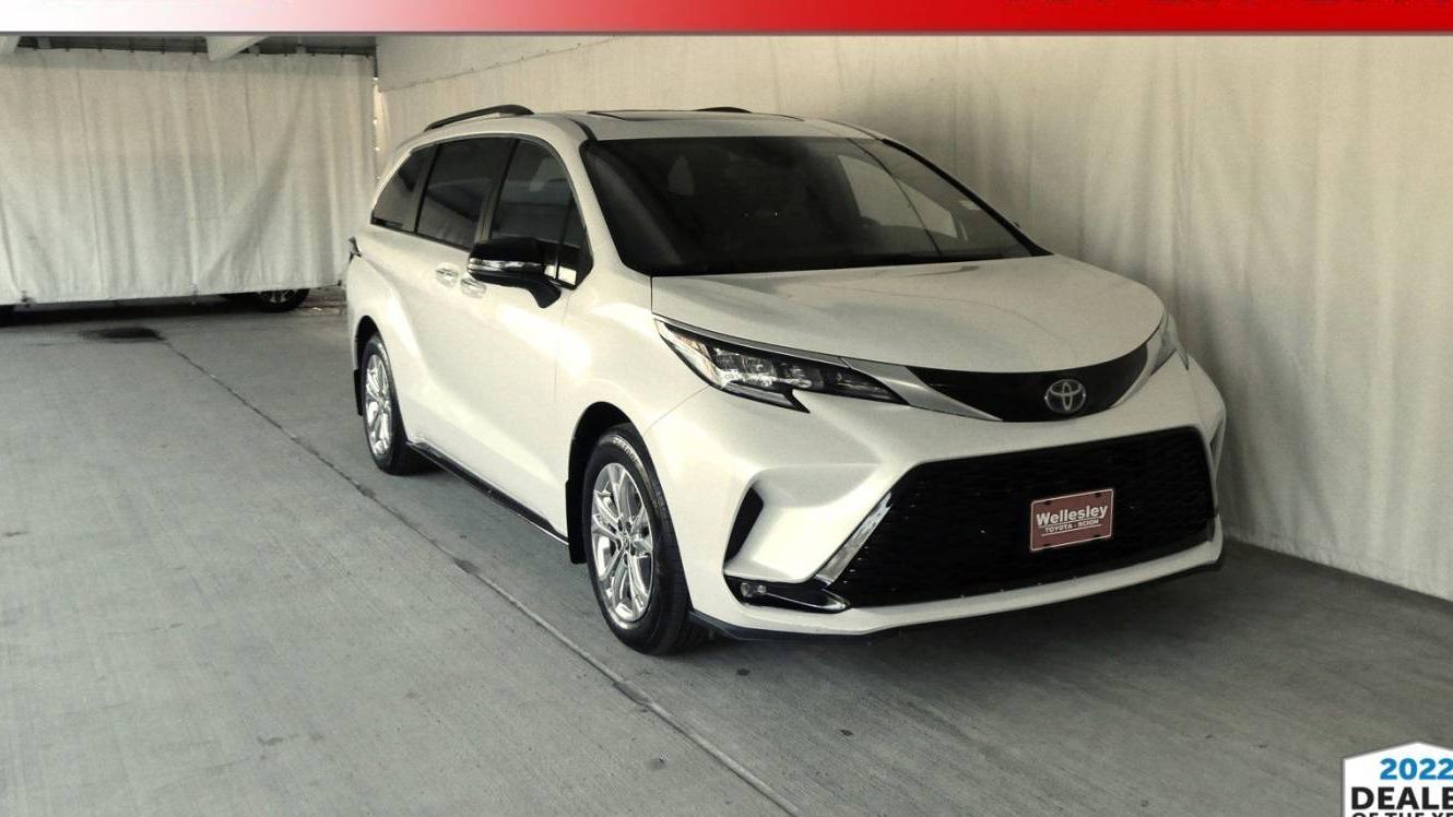 TOYOTA SIENNA 2023 5TDCSKFC1PS087581 image