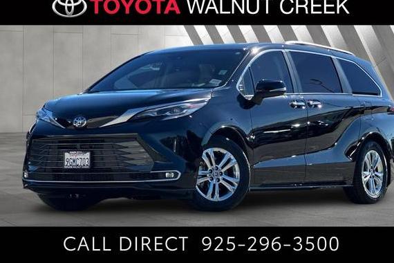 TOYOTA SIENNA 2023 5TDESKFC7PS091238 image