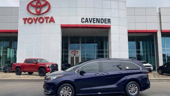 TOYOTA SIENNA 2023 5TDYRKEC1PS146521 image