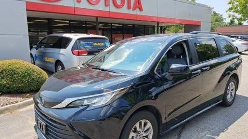 TOYOTA SIENNA 2023 5TDYRKEC9PS165351 image