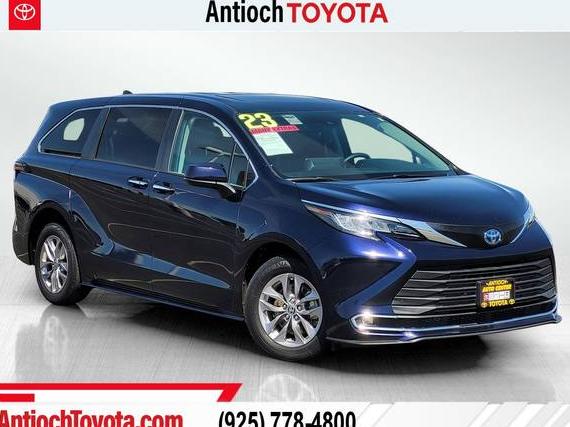 TOYOTA SIENNA 2023 5TDYRKEC5PS161927 image