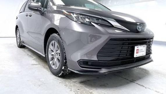 TOYOTA SIENNA 2023 5TDKRKECXPS160861 image TOYOTA SIENNA 2023 5TDKRKECXPS160861 image