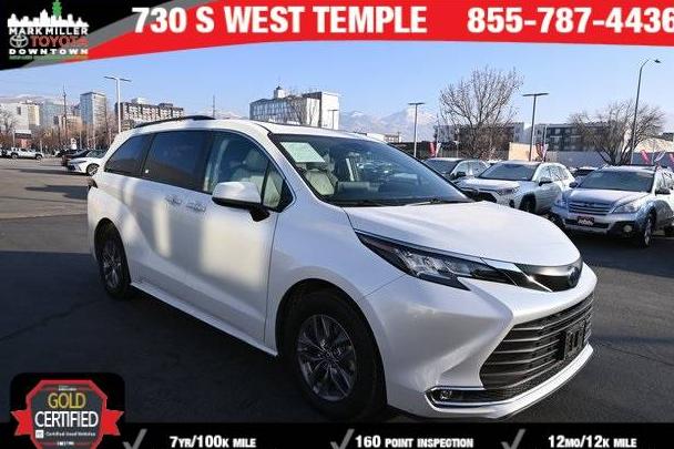 TOYOTA SIENNA 2023 5TDYRKECXPS152432 image