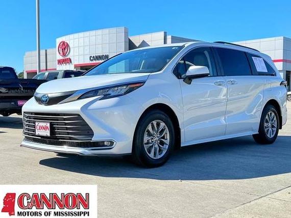 TOYOTA SIENNA 2023 5TDYRKEC4PS142981 image TOYOTA SIENNA 2023 5TDYRKEC4PS142981 image