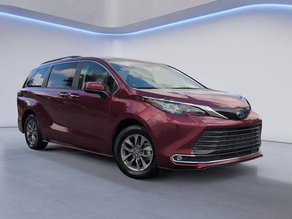 TOYOTA SIENNA 2023 5TDYRKEC6PS173102 image