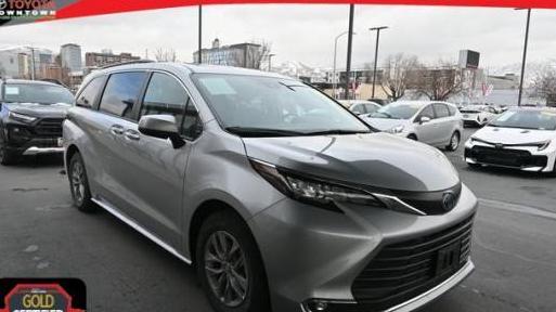 TOYOTA SIENNA 2023 5TDYRKEC6PS155148 image