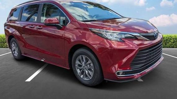 TOYOTA SIENNA 2023 5TDYRKEC2PS176241 image