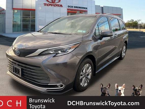 TOYOTA SIENNA 2023 5TDESKFC0PS107330 image