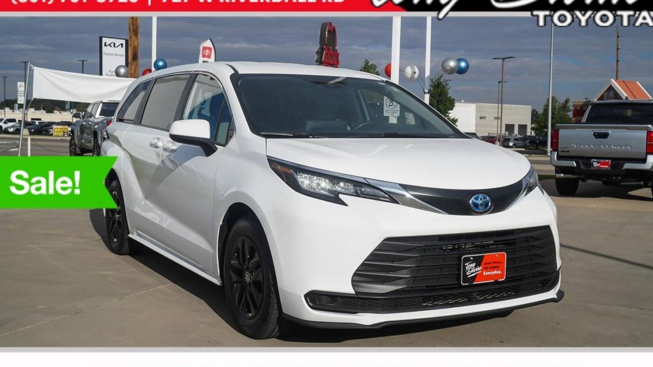 TOYOTA SIENNA 2023 5TDKRKECXPS140223 image