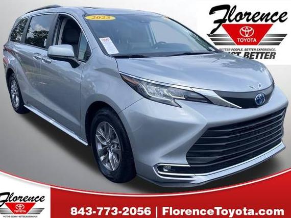TOYOTA SIENNA 2023 5TDYRKEC1PS171872 image