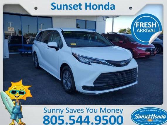 TOYOTA SIENNA 2023 5TDKRKEC9PS138334 image TOYOTA SIENNA 2023 5TDKRKEC9PS138334 image