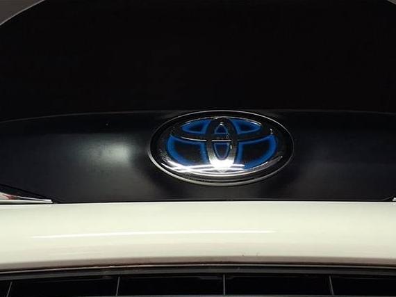 TOYOTA SIENNA 2023 5TDKRKECXPS157653 image