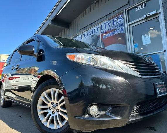 TOYOTA SIENNA 2016 5TDYK3DC7GS751641 image