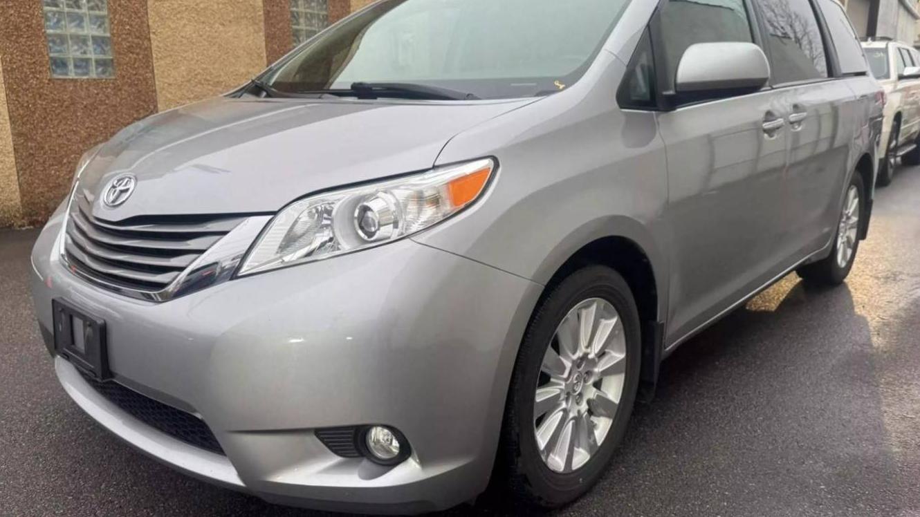 TOYOTA SIENNA 2016 5TDDK3DC5GS129635 image