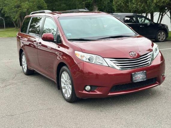 TOYOTA SIENNA 2016 5TDDK3DC7GS136263 image