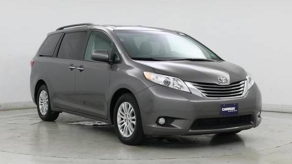 TOYOTA SIENNA 2016 5TDYK3DC7GS745192 image