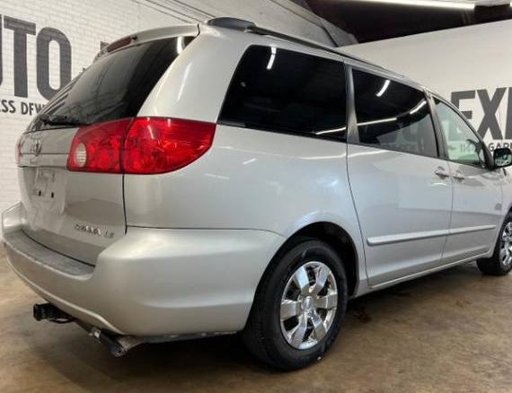 TOYOTA SIENNA 2008 5TDZK23C38S202245 image