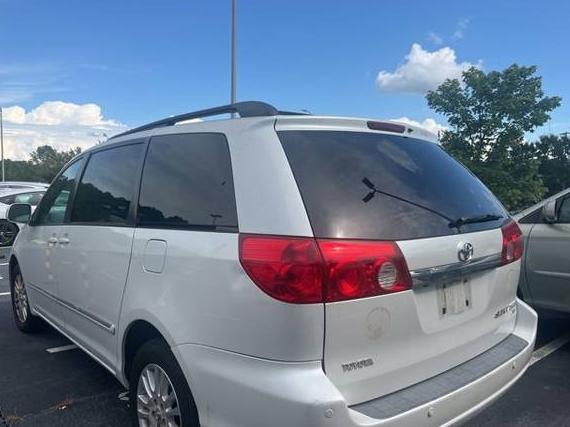 TOYOTA SIENNA 2008 5TDBK22C88S020530 image