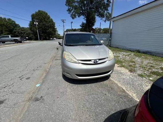 TOYOTA SIENNA 2007 5TDBK22C27S007626 image
