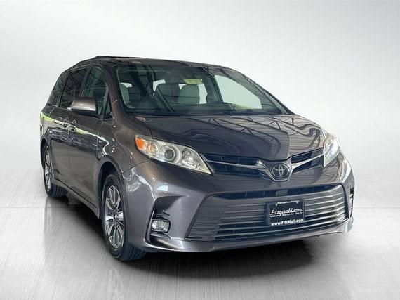 TOYOTA SIENNA 2019 5TDDZ3DC7KS221348 image