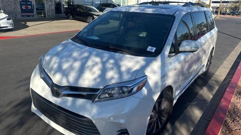 TOYOTA SIENNA 2019 5TDDZ3DC5KS227407 image