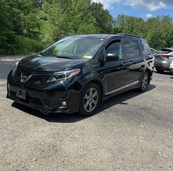 TOYOTA SIENNA 2019 5TDEZ3DCXKS215869 image