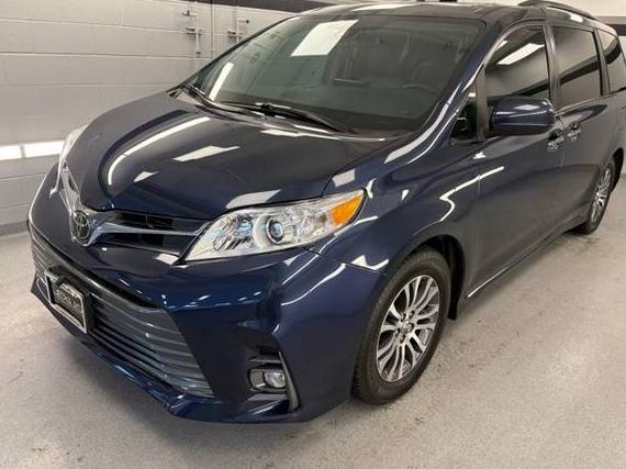 TOYOTA SIENNA 2019 5TDYZ3DC0KS989920 image TOYOTA SIENNA 2019 5TDYZ3DC0KS989920 image