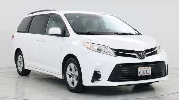 TOYOTA SIENNA 2019 5TDKZ3DC1KS004935 image