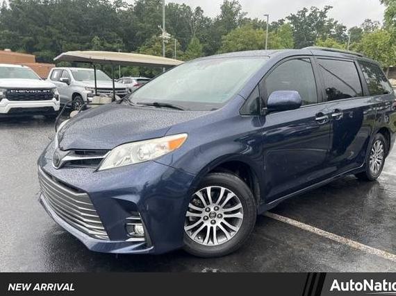 TOYOTA SIENNA 2019 5TDYZ3DCXKS018021 image
