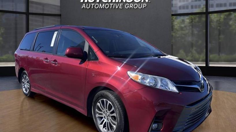 TOYOTA SIENNA 2019 5TDYZ3DC9KS999099 image