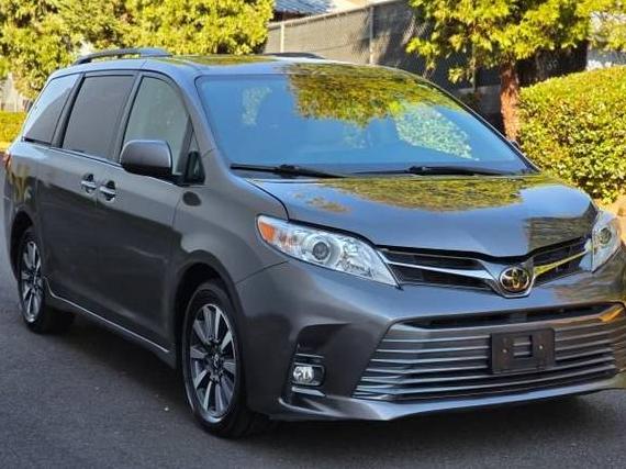 TOYOTA SIENNA 2019 5TDDZ3DC0KS226892 image