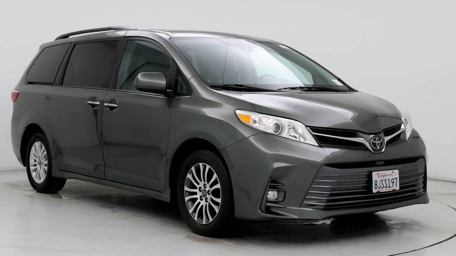 TOYOTA SIENNA 2019 5TDYZ3DC2KS005554 image