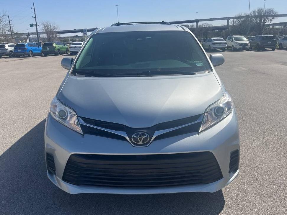 TOYOTA SIENNA 2019 5TDKZ3DC0KS973044 image