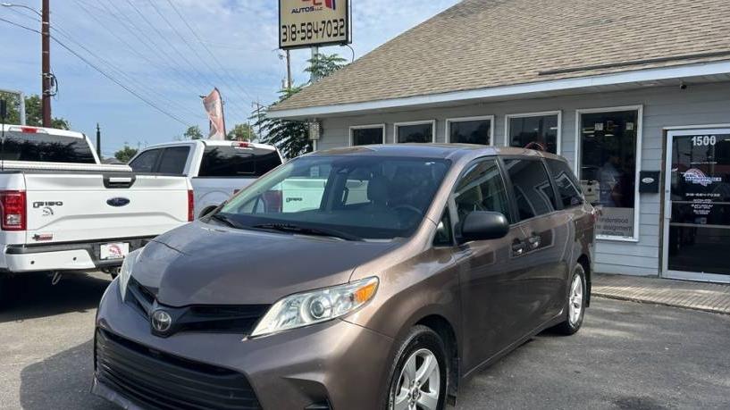 TOYOTA SIENNA 2019 5TDZZ3DC1KS990451 image