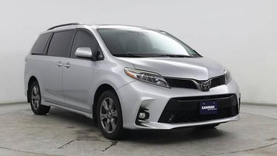 TOYOTA SIENNA 2019 5TDEZ3DC0KS213175 image