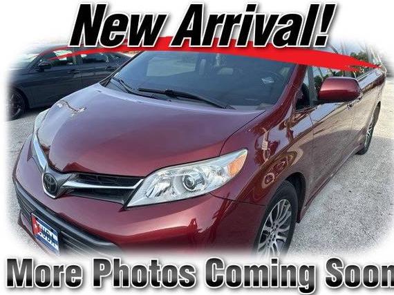 TOYOTA SIENNA 2019 5TDYZ3DC4KS003644 image