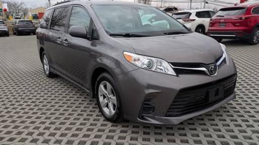 TOYOTA SIENNA 2019 5TDKZ3DC5KS972486 image